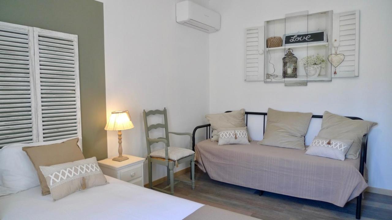 O 36 Rempart Sud B&B Aigues-Mortes Exterior photo