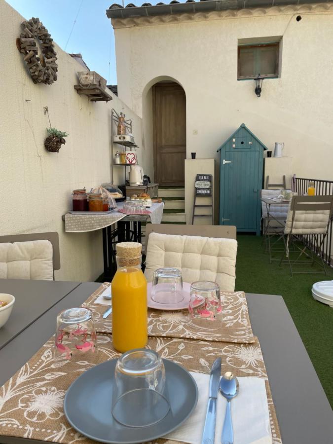 O 36 Rempart Sud B&B Aigues-Mortes Exterior photo